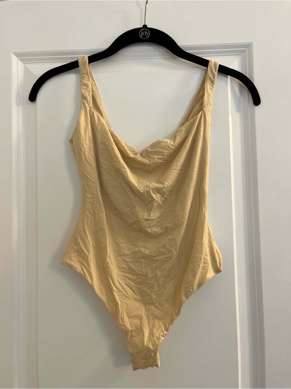 NWOT SKIMS Fits Everybody Square Neck Bodysuit size S color Sand